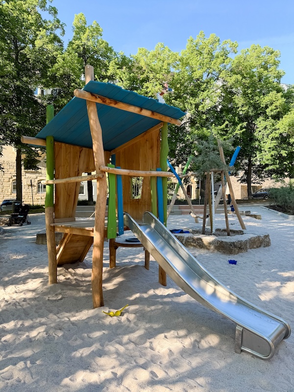 Spielplatz an der Elisabethenanlage